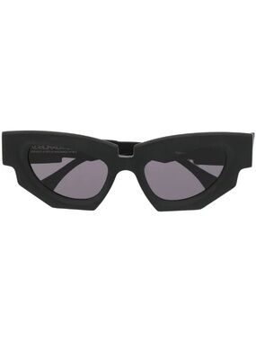 Kuboraum Cat-Eye Frame Sunglasses